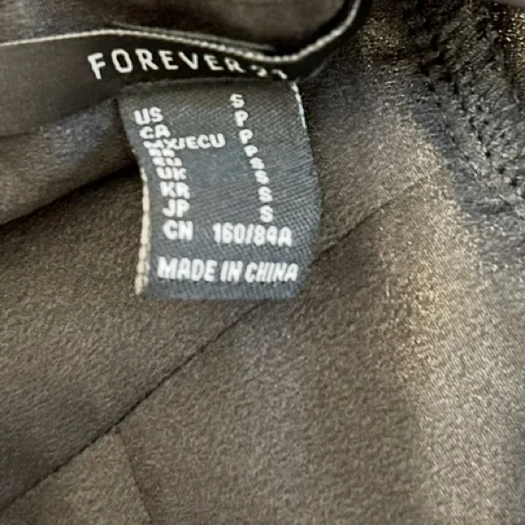 Forever 21 Black Puff Sleeve Tie Front Crop Top Size S Y2K Festival Boho - Picture 4 of 7